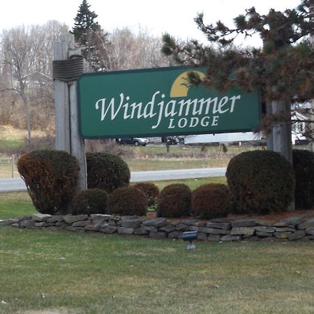 Windjammer Lodge Огденсбург Экстерьер фото